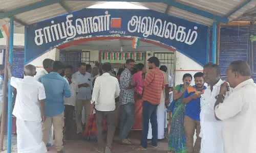 இருக்கைகள் அமைத்து தரப்படுமா?