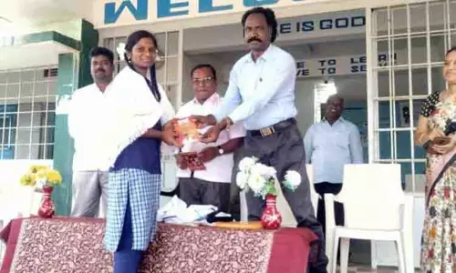எளம்பலூர் அரசினர் மேல்நிலைப்பள்ளியில் நுகர்வோர் விழிப்புணர்வு நிகழ்ச்சி எளம்பலூர் அரசினர் மேல்நிலைப்பள்ளியில் நுகர்வோர் விழிப்புணர்வு நிகழ்ச்சி