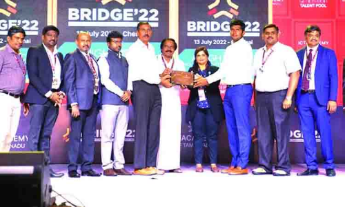 எம்.குமாரசாமி பொறியியல் கல்லூரிக்கு விருது எம்.குமாரசாமி பொறியியல் கல்லூரிக்கு விருது