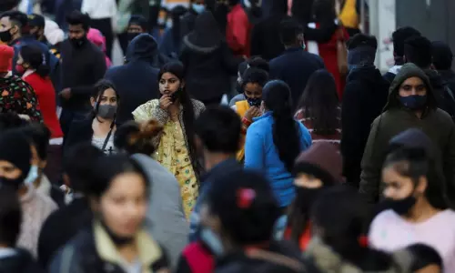 இந்தியாவில் மேலும் உயர்ந்த கொரோனா பாதிப்பு...!!