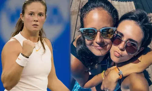 தோழியை காதலிப்பதாக அறிவித்த பிரபல டென்னிஸ் வீராங்கனை - வைரலாகும் புகைப்படம்