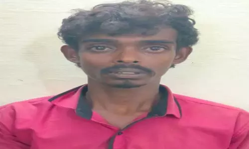 பயங்கர ஆயுதங்கள் வைத்திருந்தவர் கைது