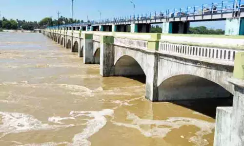 கீழணையில் இருந்து கொள்ளிடம் ஆற்றில் 1 லட்சத்து 14 ஆயிரம் கன அடி தண்ணீர் திறப்பு