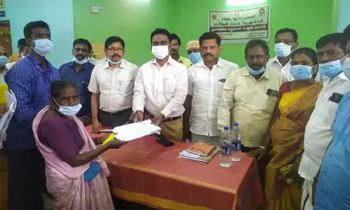 மக்கள் தொடர்பு முகாம்