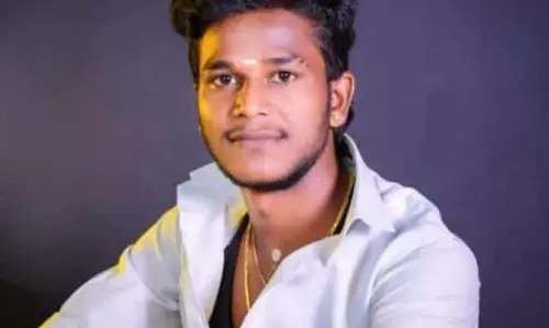 வாலிபர் தூக்குப்போட்டு தற்கொலை வாலிபர் தூக்குப்போட்டு தற்கொலை