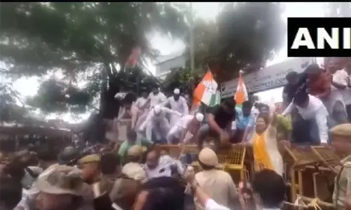 ஊழலில் ஈடுபட்டவர்களை விசாரிக்க வேண்டியது புலனாய்வு அமைப்புகளின் கடமை - மத்திய மந்திரி அனுராக் தாகுர்