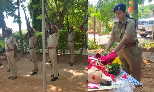 புதுக்கோட்டை போலீசில் 13 ஆண்டுகள் பணியாற்றிய மோப்ப நாய்க்கு 24 குண்டுகள் முழங்க இறுதி மரியாதை