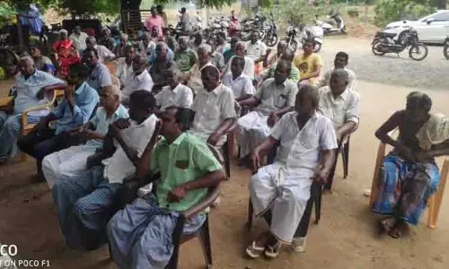 கொப்பரை தேங்காய் கொள்முதல் குறித்து விவசாயிகளுடன் ஆலோசனை கொப்பரை தேங்காய் கொள்முதல் குறித்து விவசாயிகளுடன் ஆலோசனை