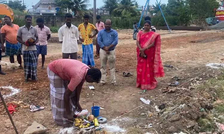 புதிய காய்கறி மார்க்கெட் கட்ட பூமி பூஜை புதிய காய்கறி மார்க்கெட் கட்ட பூமி பூஜை