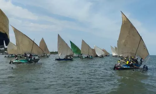 பாய்மர படகு போட்டி