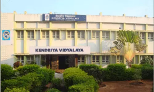 புலியகுளம் கேந்திரிய வித்யாலயா மாணவ-மாணவிகள் 98.1 சதவீத தேர்ச்சி