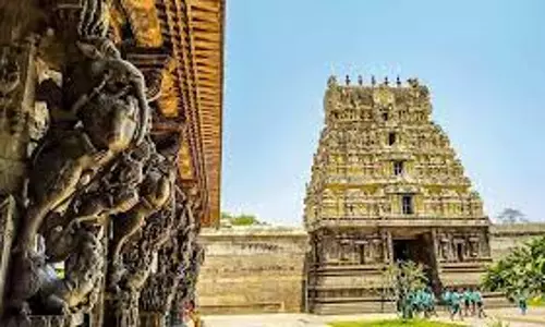 ஜலகண்டேஸ்வரர் கோவிலில் ஆடிப்பூர பிரம்மோற்சவ விழா கொடியேற்றத்துடன் தொடங்கியது