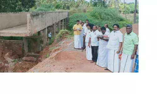 தினத்தந்தி செய்தி எதிரொலி: 18-ம் கால்வாய் தொட்டி பாலம் கட்டும் பணியை எம்.எல்.ஏ. ஆய்வு