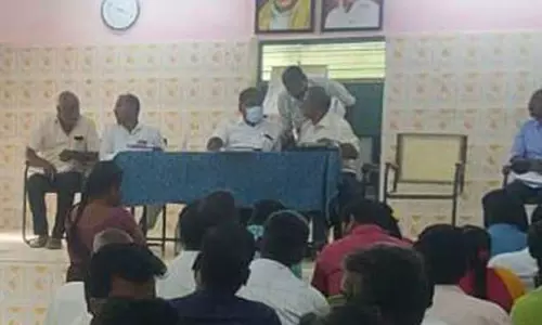 பிரதம மந்திரியின் வீடு கட்டும் திட்டம் குறித்து ஆய்வு