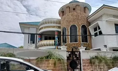 மதுரை:  கட்டுமான நிறுவனங்களில் வருமானவரி சோதனை - ரூ.165 கோடி, 14 கிலோ தங்கம் பறிமுதல்