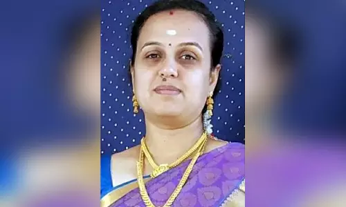 காஞ்சீபுரம் சர்வ தீர்த்த குளம் தூய்மைப்படுத்தும் பணி - மேயர் மகாலட்சுமி யுவராஜ் தொடங்கி வைத்தார்