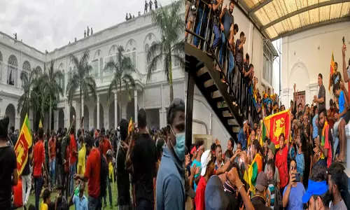 இலங்கையில் போராட்டக்காரர்களால் சூறையாடப்பட்ட அதிபர் மாளிகை மீண்டும் திறக்கப்படுகிறது இலங்கையில் போராட்டக்காரர்களால் சூறையாடப்பட்ட அதிபர் மாளிகை மீண்டும் திறக்கப்படுகிறது