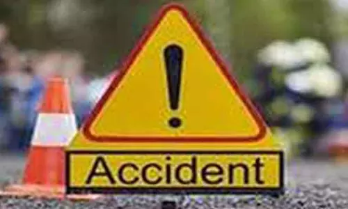 தொழிலாளி உள்பட 2 பேர் படுகாயம்