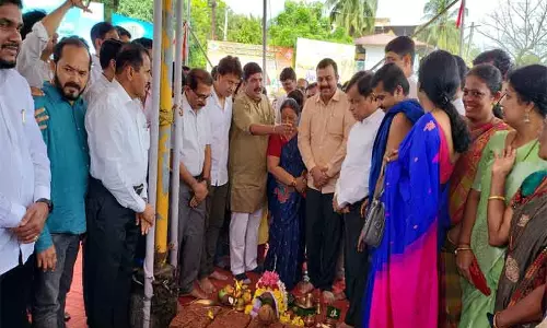 நாராயணகுருவின் பெயரால் சமுதாயத்தில் நல்லிணக்கம் ஏற்படுத்தப்படும்; மந்திரி சுனில்குமார் பேட்டி நாராயணகுருவின் பெயரால் சமுதாயத்தில் நல்லிணக்கம் ஏற்படுத்தப்படும்; மந்திரி சுனில்குமார் பேட்டி