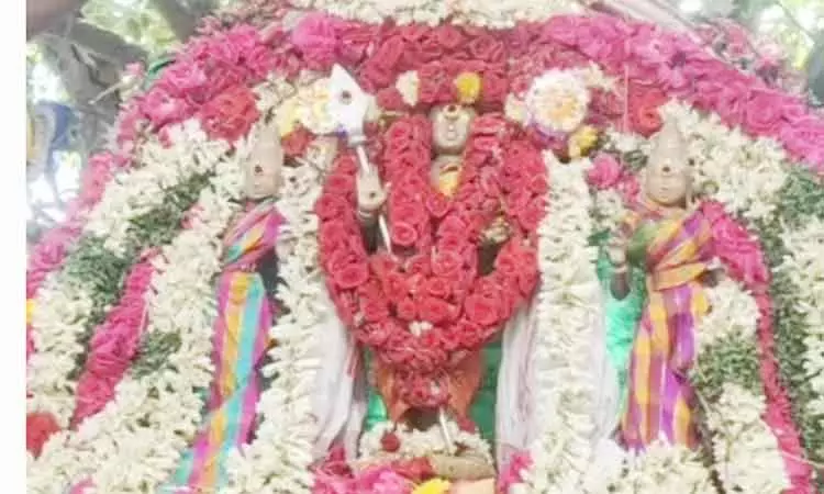 சுப்பிரமணிய சுவாமி கோவிலில் சிறப்பு வழிபாடு சுப்பிரமணிய சுவாமி கோவிலில் சிறப்பு வழிபாடு