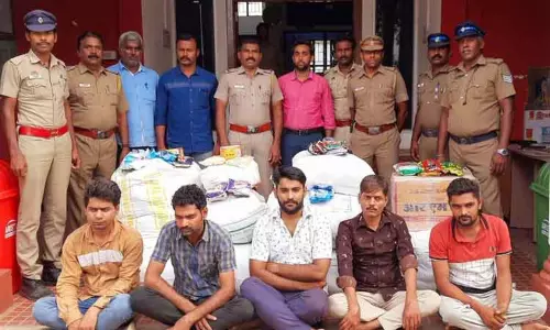 புகையிலை பொருட்கள் விற்ற 5 பேர் கைது