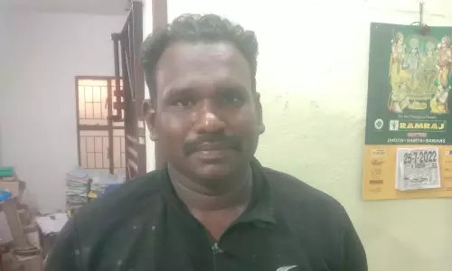 போலீஸ் எனக்கூறி வாகன ஓட்டிகளிடம் பணம் வசூலித்த வாலிபர்