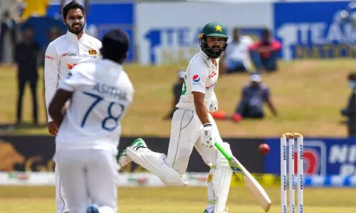 இலங்கைக்கு எதிரான டெஸ்ட்: பாகிஸ்தான் திணறல் - இன்று 3-வது நாள் ஆட்டம் இலங்கைக்கு எதிரான டெஸ்ட்: பாகிஸ்தான் திணறல் - இன்று 3-வது நாள் ஆட்டம்