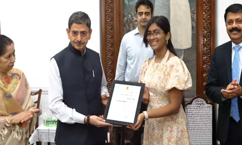 தேசிய உச்சரிப்பு போட்டியில் சாம்பியன்: அமெரிக்கவாழ் சென்னை மாணவிக்கு கவர்னர் ஆர்.என்.ரவி வாழ்த்து