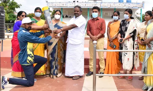 செஸ் ஒலிம்பியாட் ஜோதி தர்மபுரி வந்தது செஸ் ஒலிம்பியாட் ஜோதி தர்மபுரி வந்தது