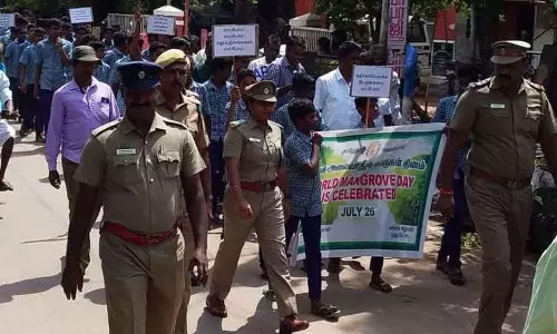 உலக அலையாத்திக்காடுகள் தின ஊர்வலம் உலக அலையாத்திக்காடுகள் தின ஊர்வலம்