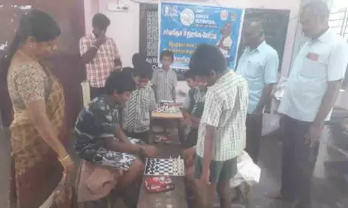 மாணவர்களுக்கு சதுரங்க போட்டி