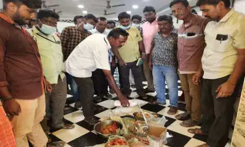 கெட்டுப்போன இறைச்சி பறிமுதல்