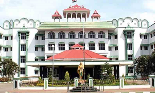 செவிலியரின் பாலியல் புகாரை விசாரிக்காத அதிகாரிகள் மீது நடவடிக்கை செவிலியரின் பாலியல் புகாரை விசாரிக்காத அதிகாரிகள் மீது நடவடிக்கை