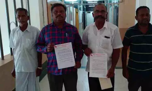 செங்கல் சூளை அமைக்க எதிர்ப்பு: கலெக்டர் அலுவலகத்தில் மனு செங்கல் சூளை அமைக்க எதிர்ப்பு: கலெக்டர் அலுவலகத்தில் மனு