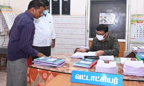 பொதுமக்களின் மனுக்கள் மீது உடனடி தீர்வுகாண வேண்டும்