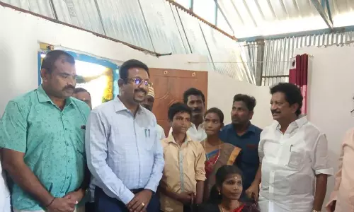 மாற்றுத்திறனாளி பெண்ணுக்கு புதிய வீடு