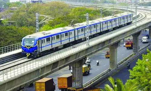 26 மெட்ரோ ரெயில்களை டிரைவர் இல்லாமல் இயக்க திட்டம் 26 மெட்ரோ ரெயில்களை டிரைவர் இல்லாமல் இயக்க திட்டம்