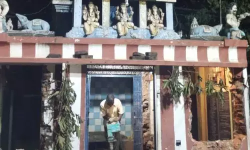 மும்மூர்த்தி விநாயகர் கோவில் இடிப்பு