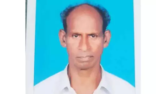 லாரி மோதி தொழிலாளி பலி லாரி மோதி தொழிலாளி பலி