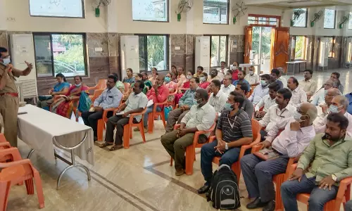 பள்ளி, கல்லூரி, தலைமை ஆசிரியர்கள், முதல்வர்கள் ஆலோசனை கூட்டம் பள்ளி, கல்லூரி, தலைமை ஆசிரியர்கள், முதல்வர்கள் ஆலோசனை கூட்டம்
