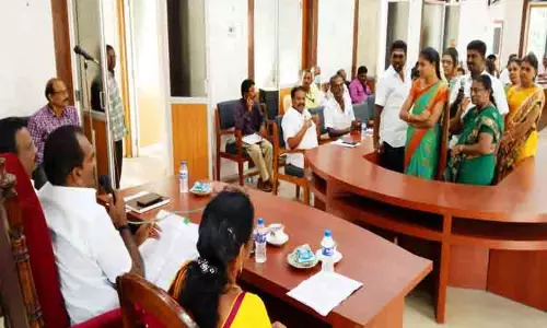 தெருவிளக்குகள் பயன்பாட்டிற்கு வராதது ஏன்?