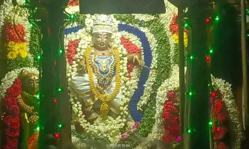 அம்மன் கோவில்களில் சிறப்பு வழிபாடு அம்மன் கோவில்களில் சிறப்பு வழிபாடு