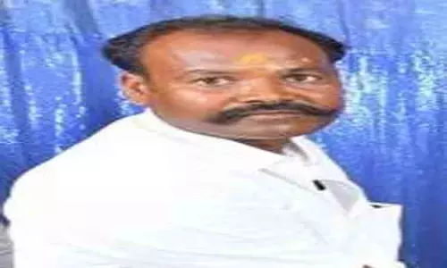 வயலில் அமைத்த மின்வேலியில் சிக்கி தந்தை, தம்பியுடன் ராணுவ வீரர் பலி வயலில் அமைத்த மின்வேலியில் சிக்கி தந்தை, தம்பியுடன் ராணுவ வீரர் பலி