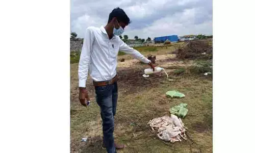 20 கிலோ கெட்டுப்போன கோழி, ஆட்டு இறைச்சி கைப்பற்றி அழிப்பு 20 கிலோ கெட்டுப்போன கோழி, ஆட்டு இறைச்சி கைப்பற்றி அழிப்பு