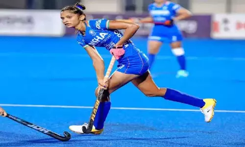 காமன்வெல்த்  போட்டி : இந்திய ஆக்கி அணி வீராங்கனை நவ்ஜோத் கௌர்-க்கு கொரோனா