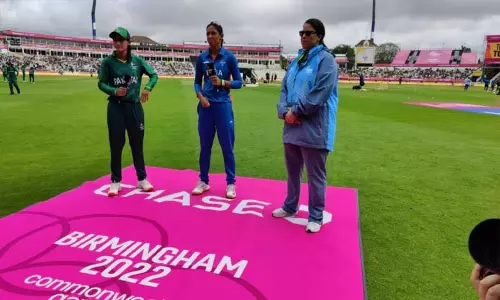 காமன்வெல்த் மகளிர் கிரிக்கெட்: டாஸ் வென்ற பாகிஸ்தான் அணி பேட்டிங் தேர்வு காமன்வெல்த் மகளிர் கிரிக்கெட்: டாஸ் வென்ற பாகிஸ்தான் அணி பேட்டிங் தேர்வு