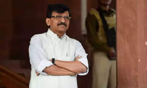 கட்சித் தலைமைக்கு எதிராக செயல்பட்டதை எம்எல்ஏக்கள் ஒப்புக்கொள்ள வேண்டும்: சஞ்சய் ராவத் கட்சித் தலைமைக்கு எதிராக செயல்பட்டதை எம்எல்ஏக்கள் ஒப்புக்கொள்ள வேண்டும்: சஞ்சய் ராவத்