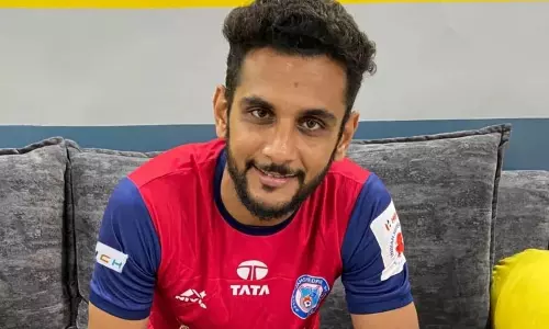 ஐ.எஸ்.எல் கால்பந்து : ஜாம்ஷெட்பூர் எப்சி அணியில் மீண்டும் இணைந்த பிரதிக் சௌதரி