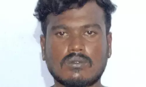 தூத்துக்குடியில் பயங்கரம்:  வாலிபர் சரமாரி வெட்டிக்கொலை