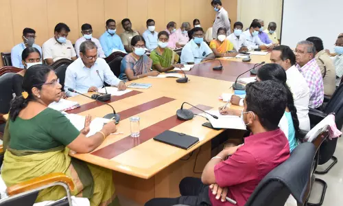 முன்னேற்பாடு பணிகள் குறித்து ஆலோசனை கூட்டம் முன்னேற்பாடு பணிகள் குறித்து ஆலோசனை கூட்டம்